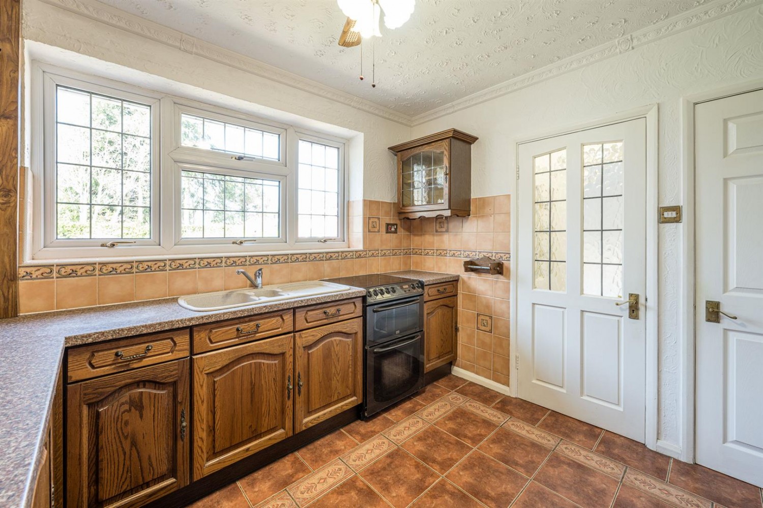 Ridge Road, Kingswinford, DY6 9RD