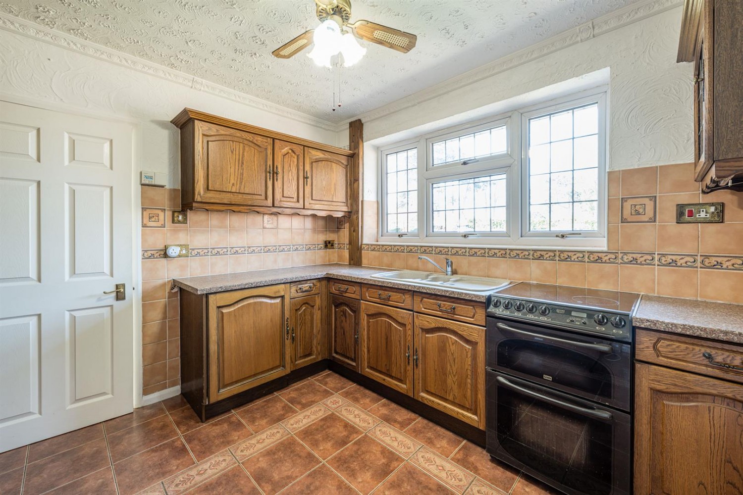 Ridge Road, Kingswinford, DY6 9RD