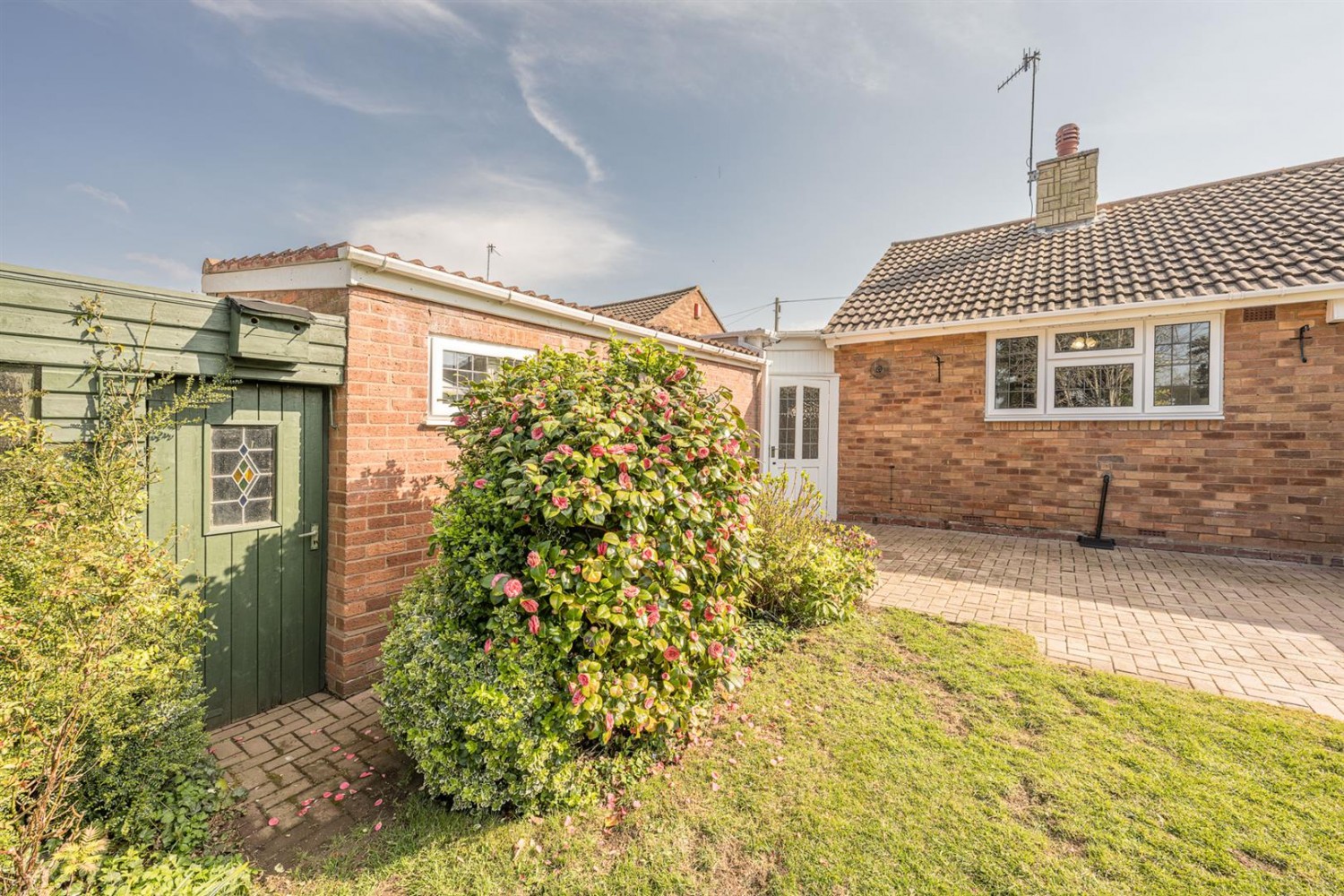 Ridge Road, Kingswinford, DY6 9RD
