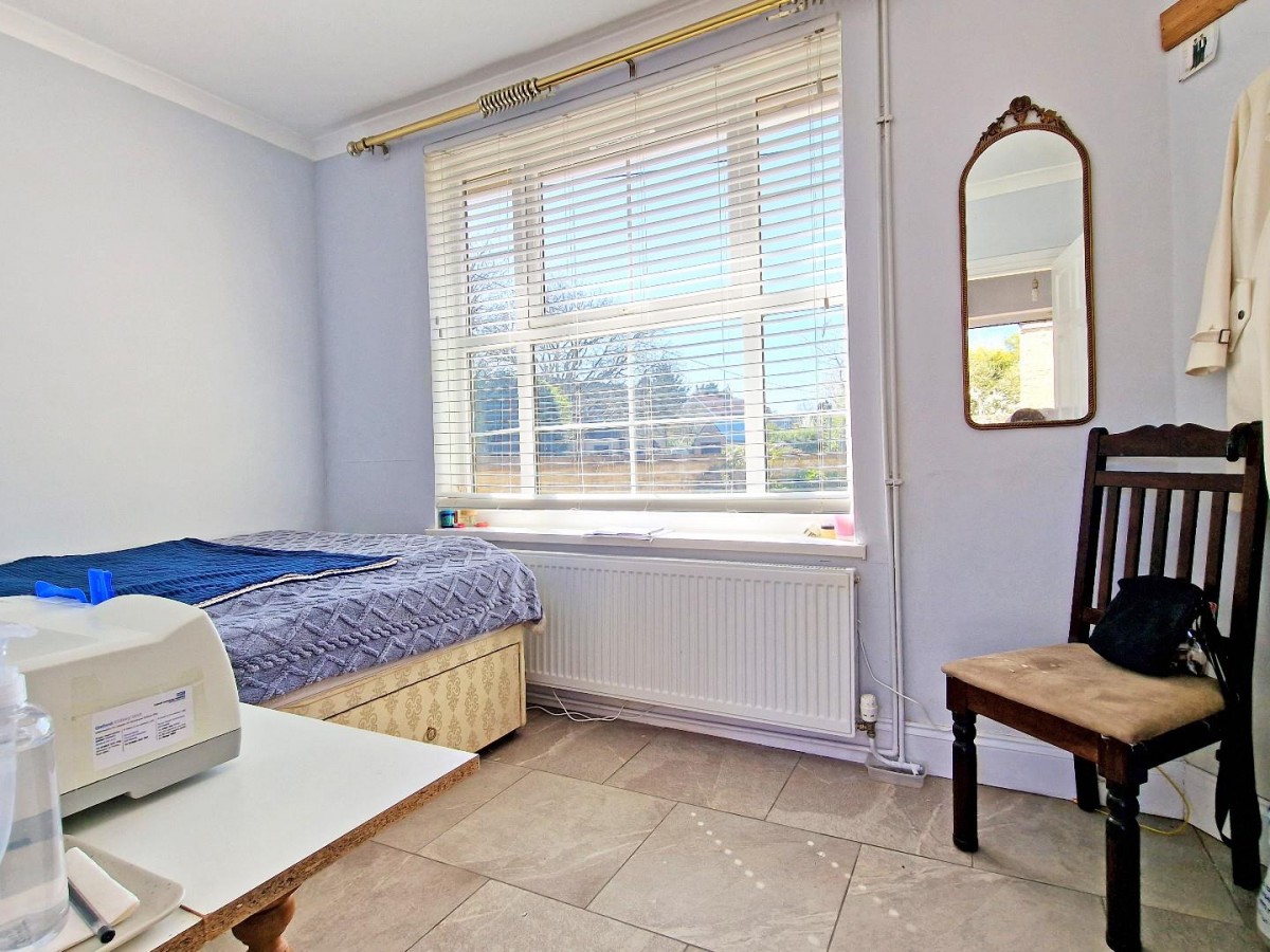 Fringford Road, Caversfield, Bicester