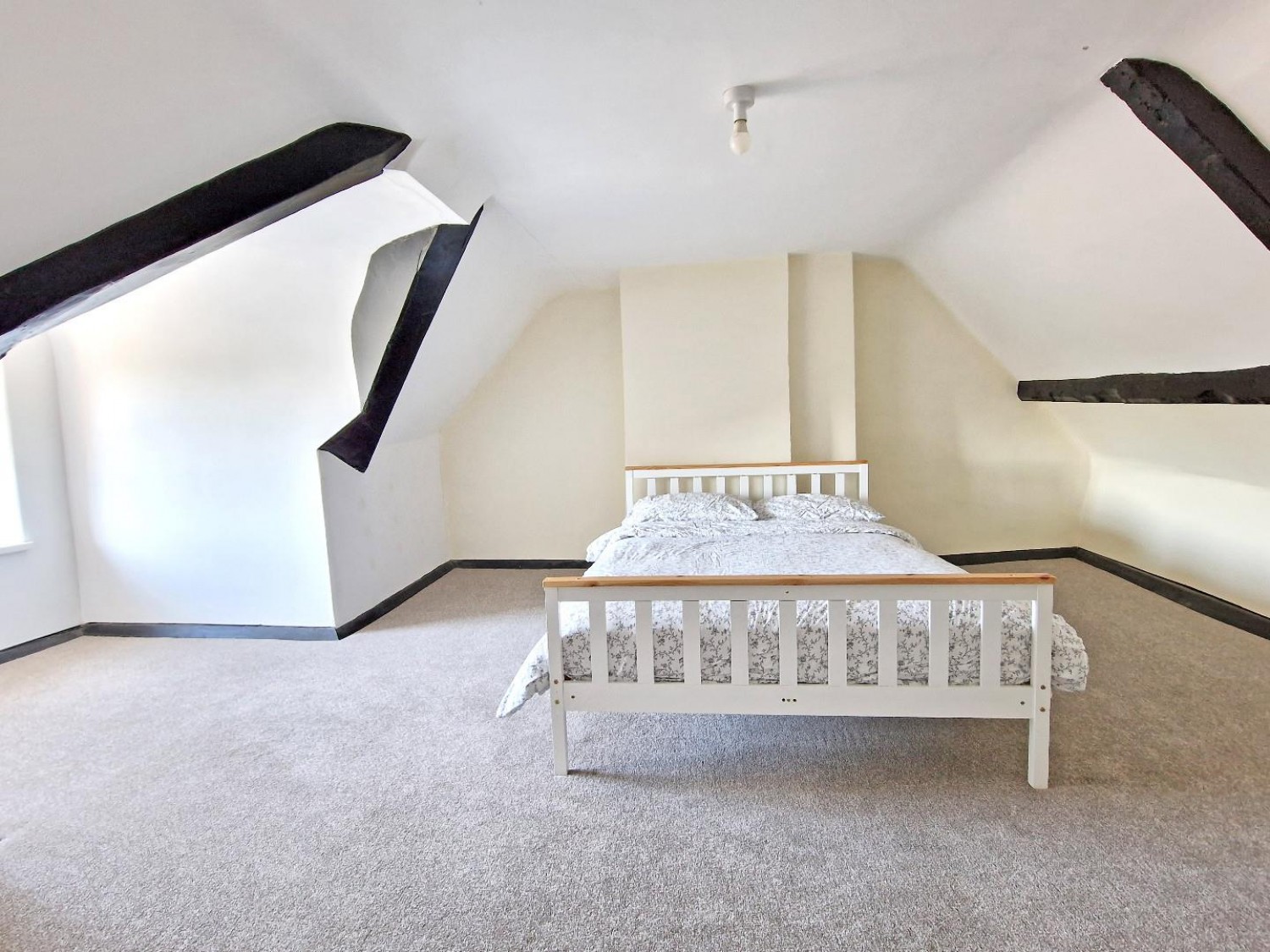 Fringford Road, Caversfield, Bicester
