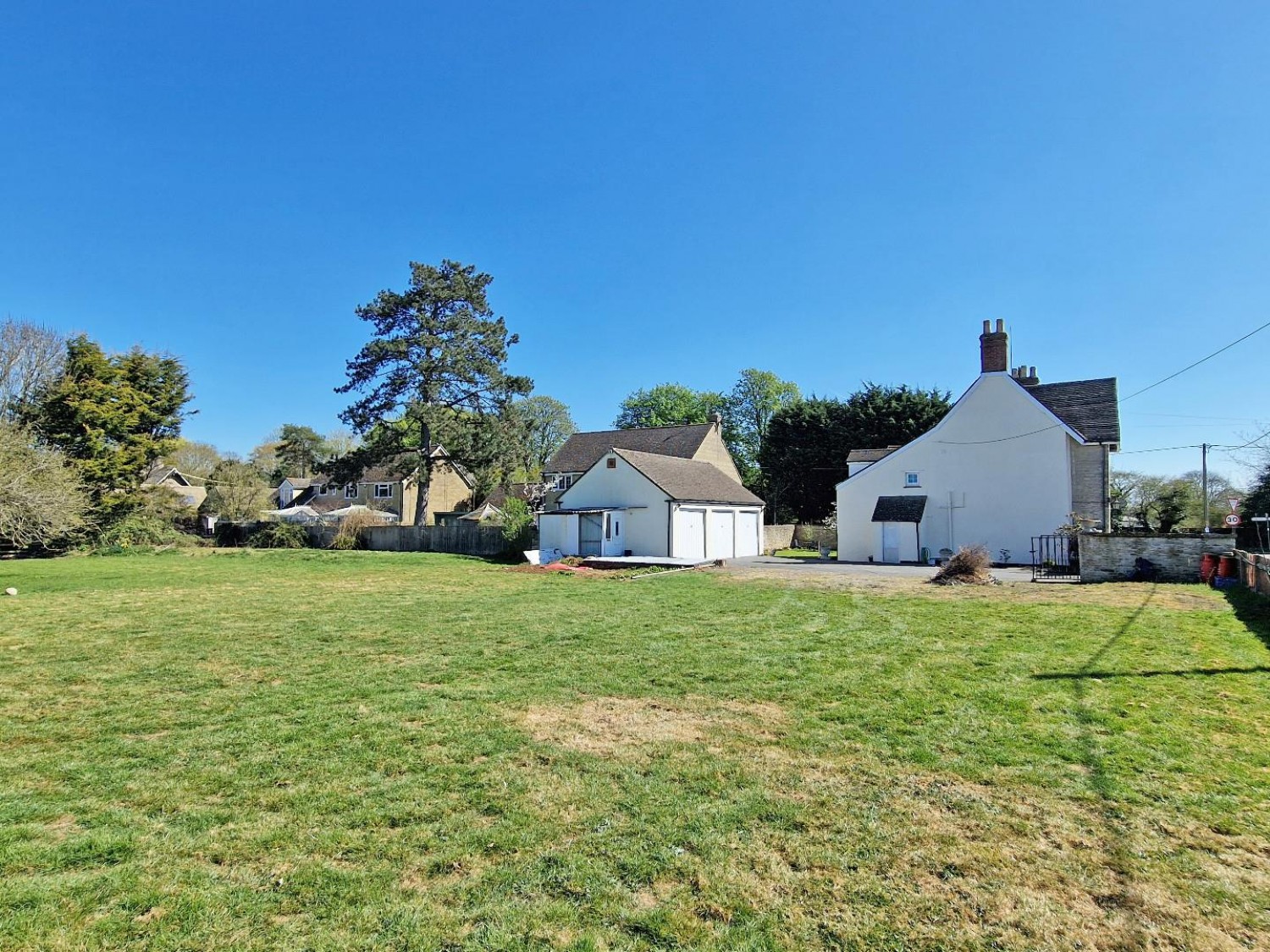 Fringford Road, Caversfield, Bicester