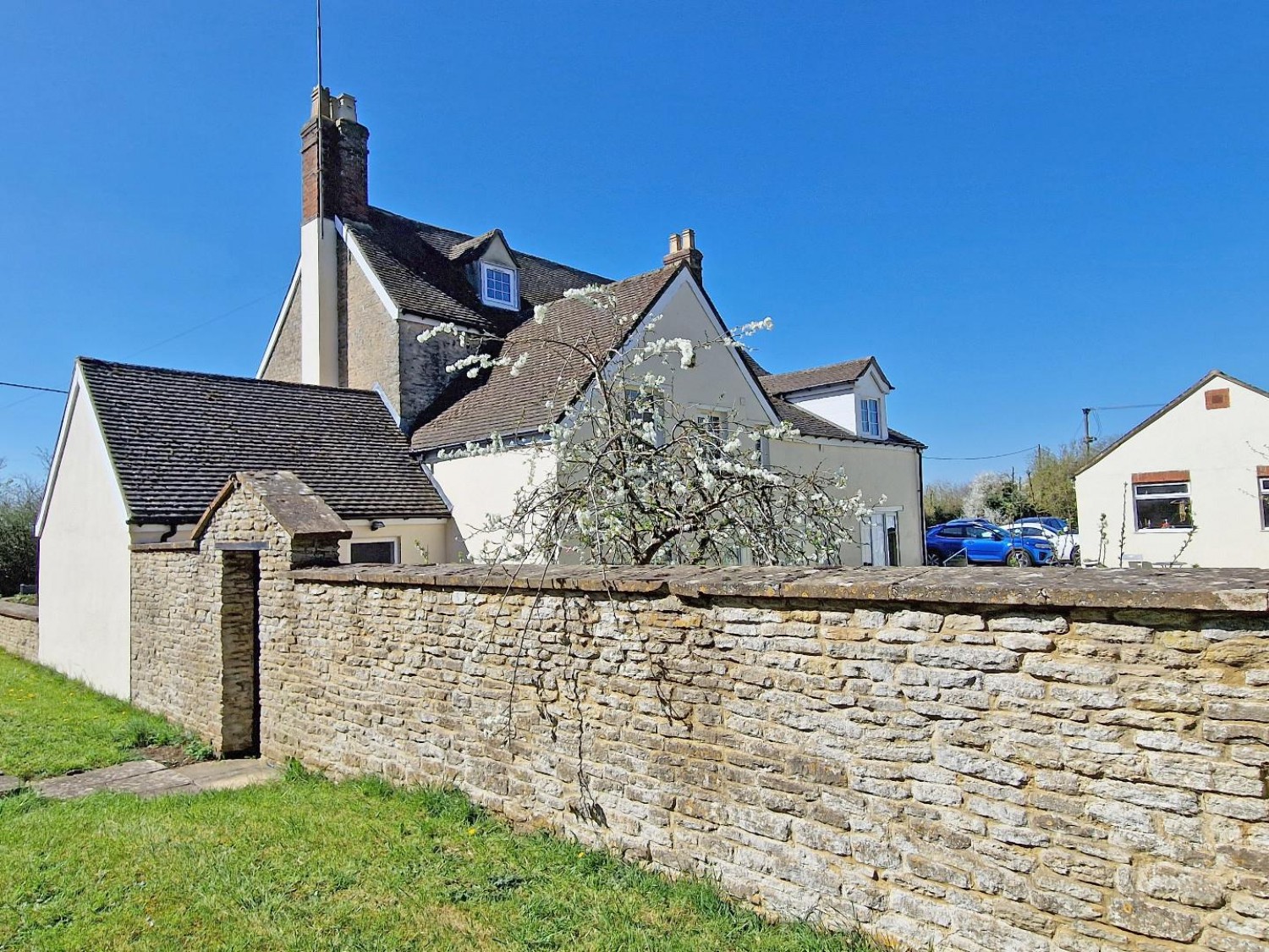 Fringford Road, Caversfield, Bicester