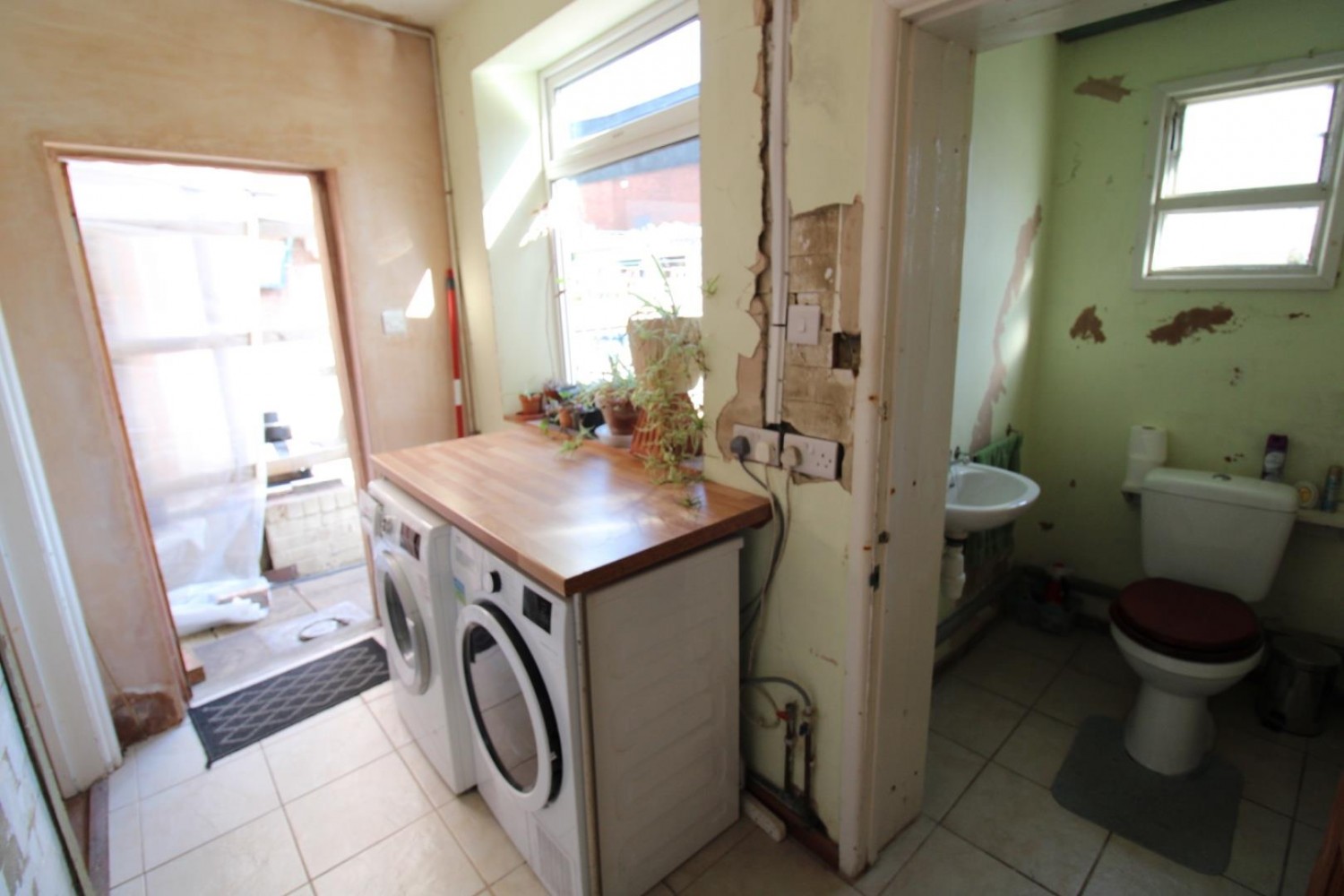 Whitehall Road, Whitehall, Bristol BS5 9BQ