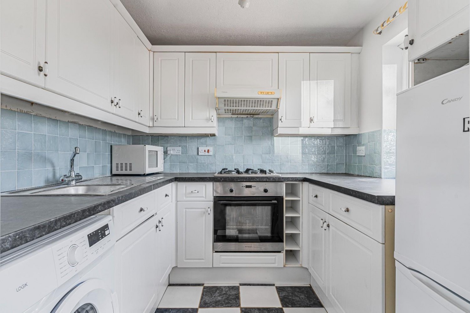 8 Tudor Road, London