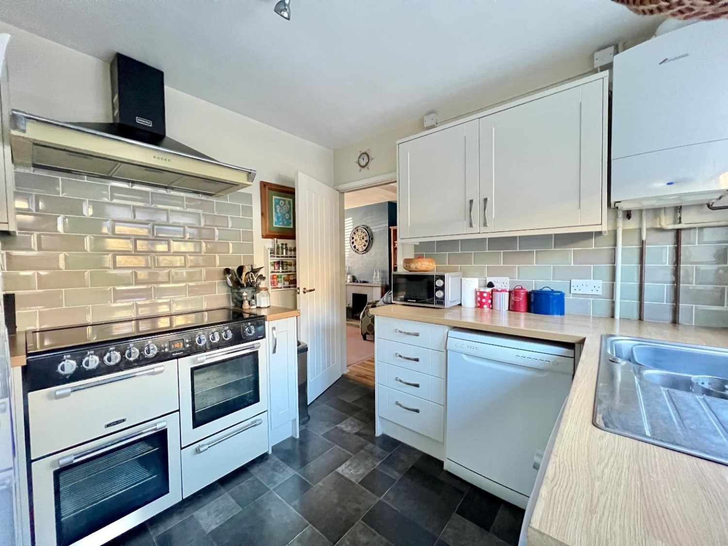 Toadsmoor Road, Brimscombe, Stroud, GL5 2TB