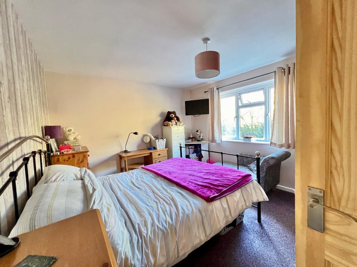 Toadsmoor Road, Brimscombe, Stroud, GL5 2TB