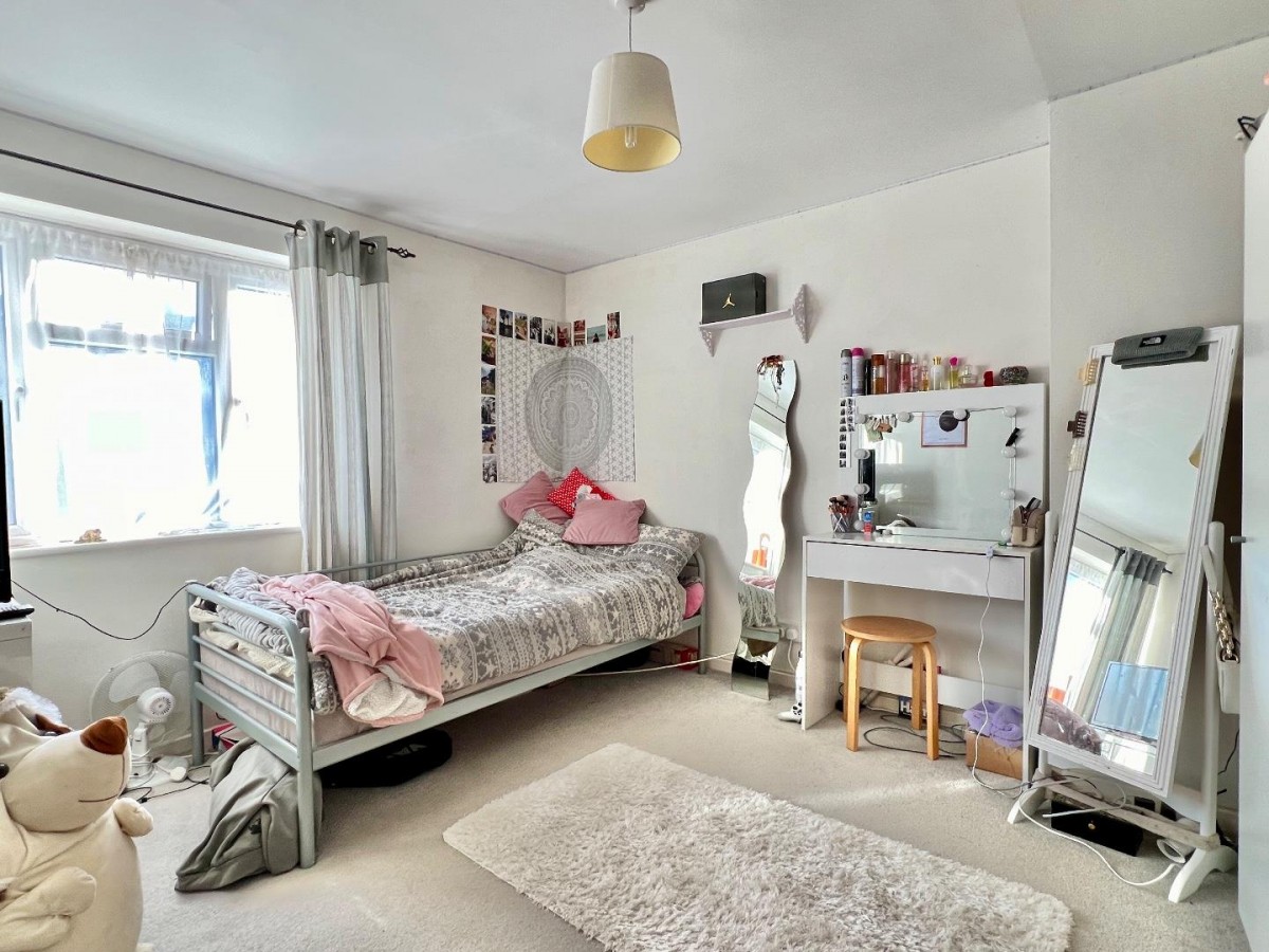 Toadsmoor Road, Brimscombe, Stroud, GL5 2TB