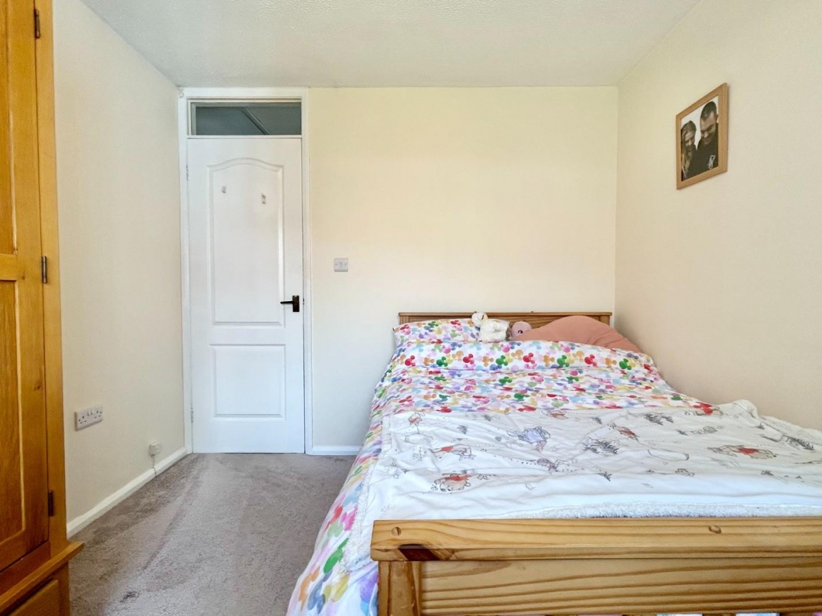 Knoll Beck Close, Goldthorpe S63 9BT