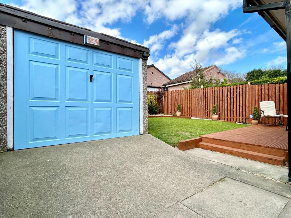 Knoll Beck Close, Goldthorpe S63 9BT