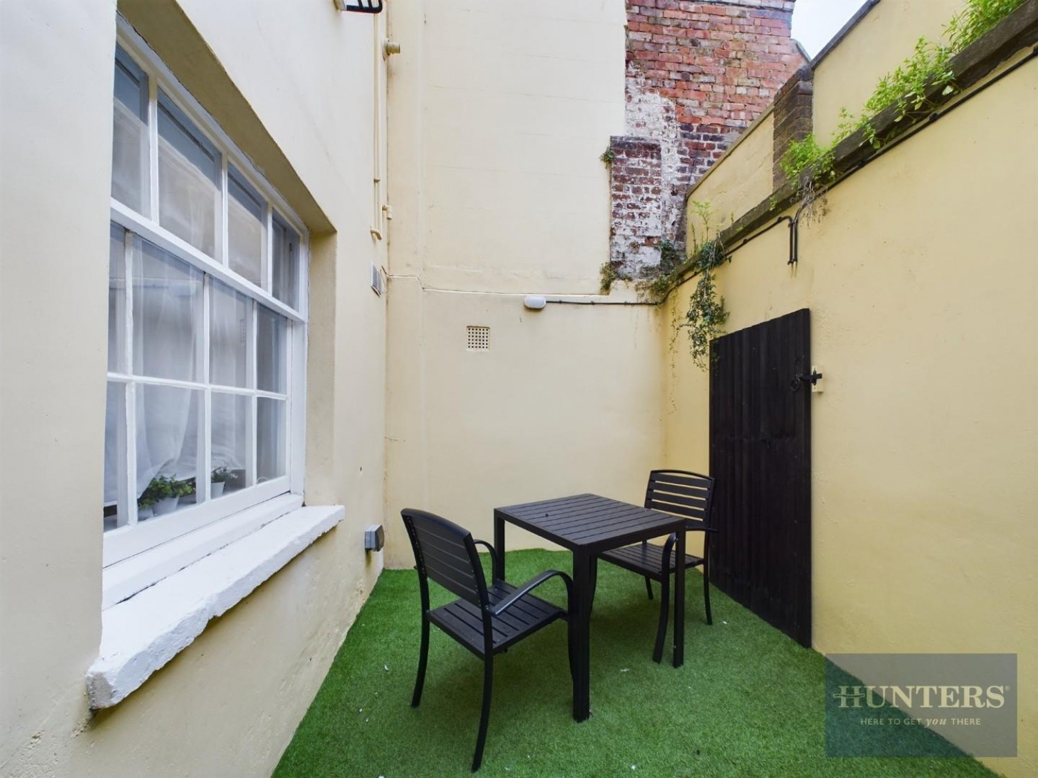 Albion Street, Cheltenham, GL52 2RW