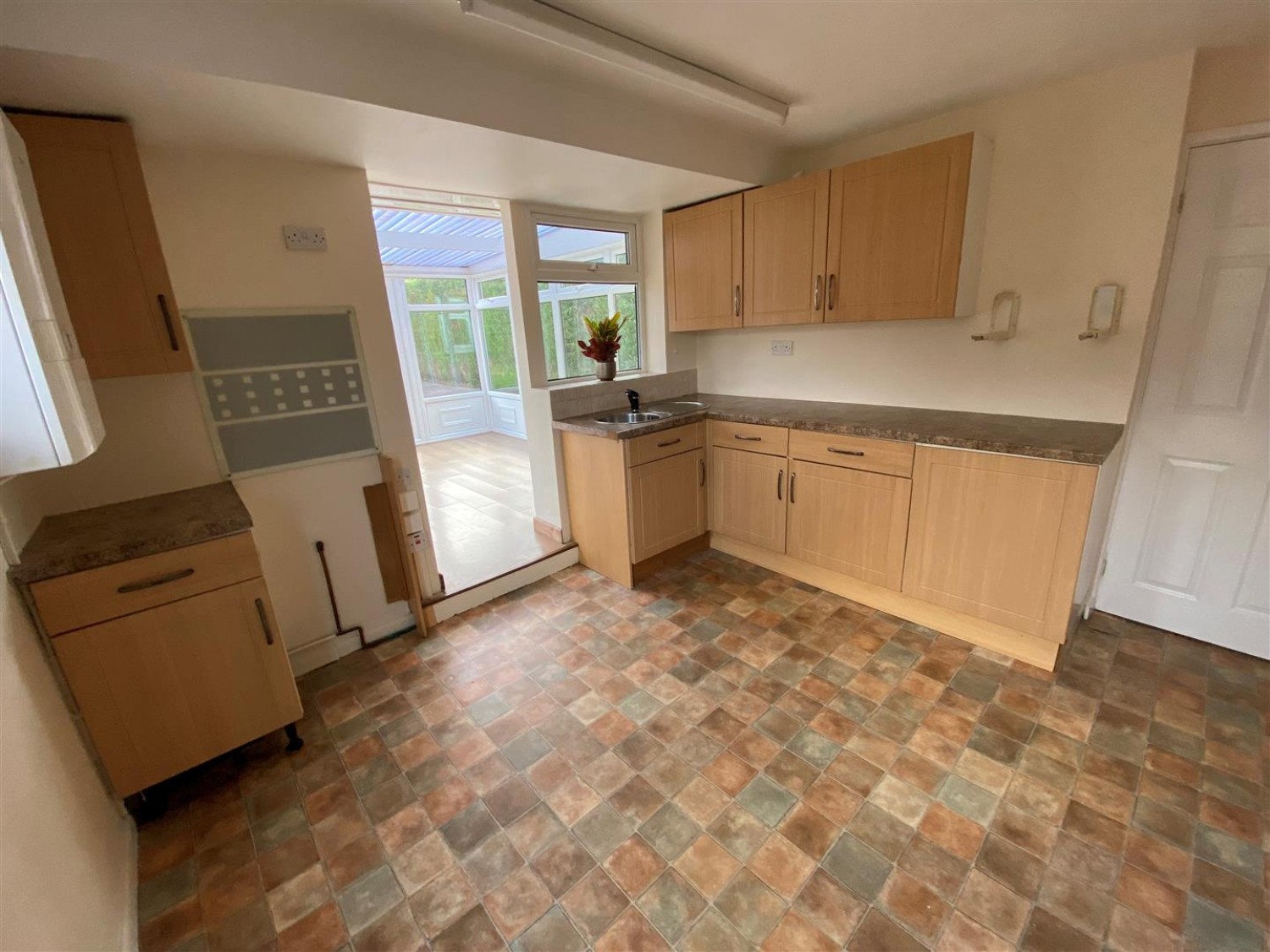 Lansdowne Road, Brimington, Chesterfield, S43 1BG