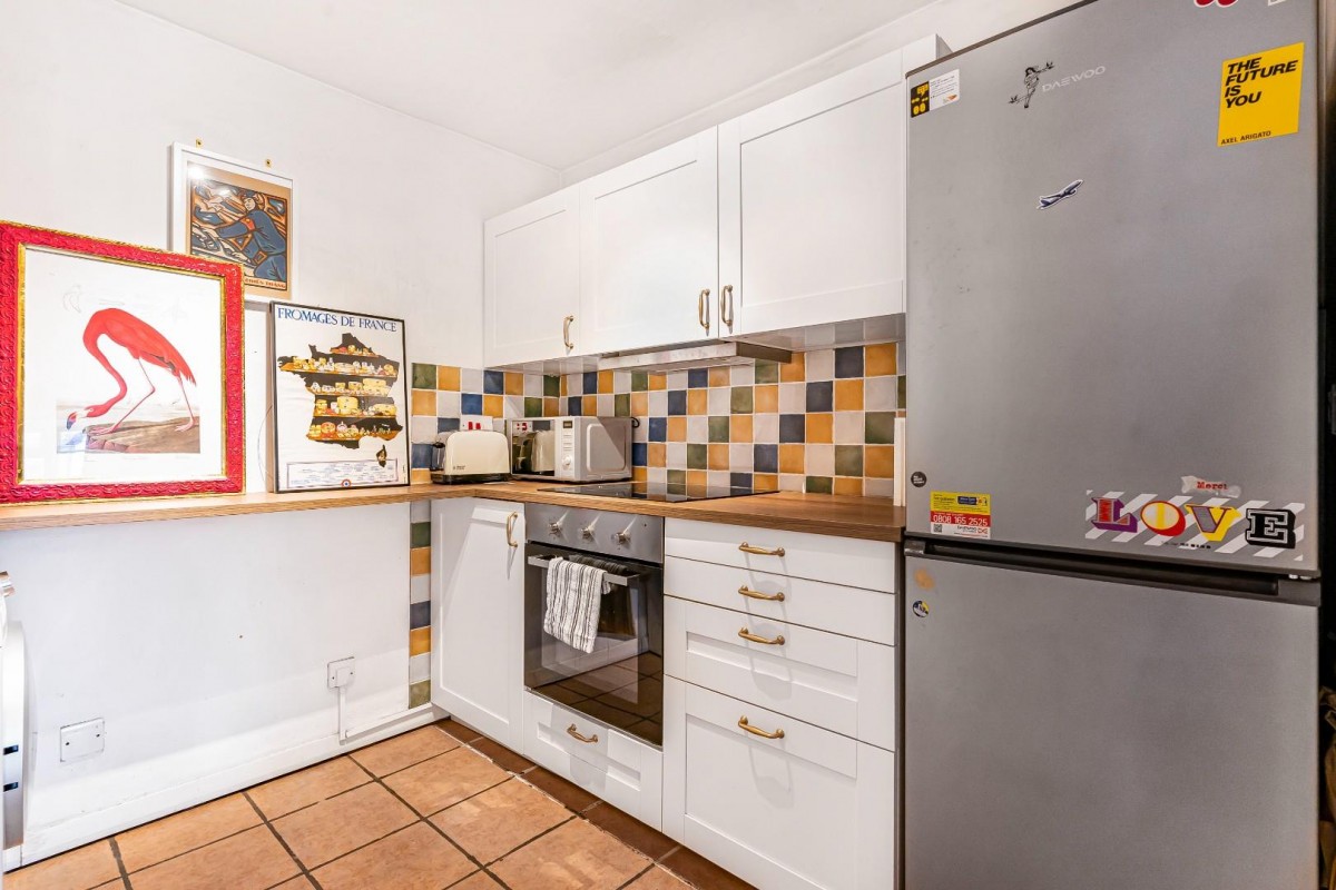 Gables Close, London, SE5