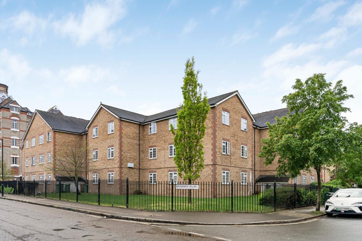 Gables Close, London, SE5