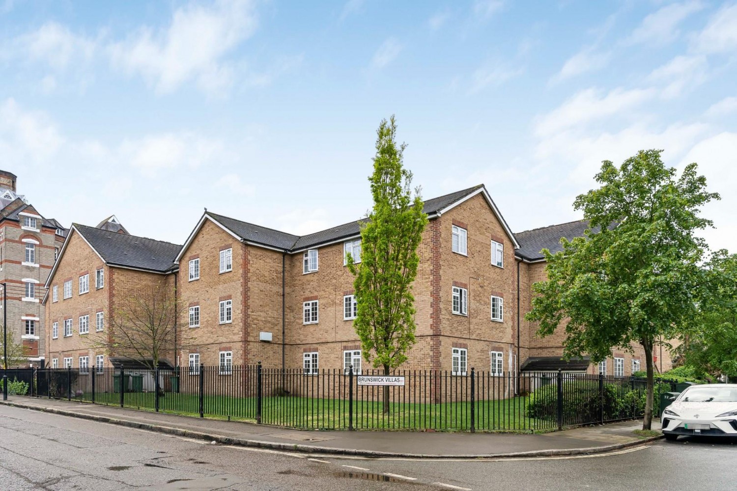 Gables Close, London, SE5