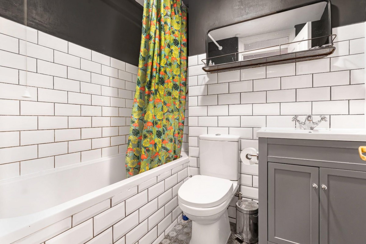 Gables Close, London, SE5