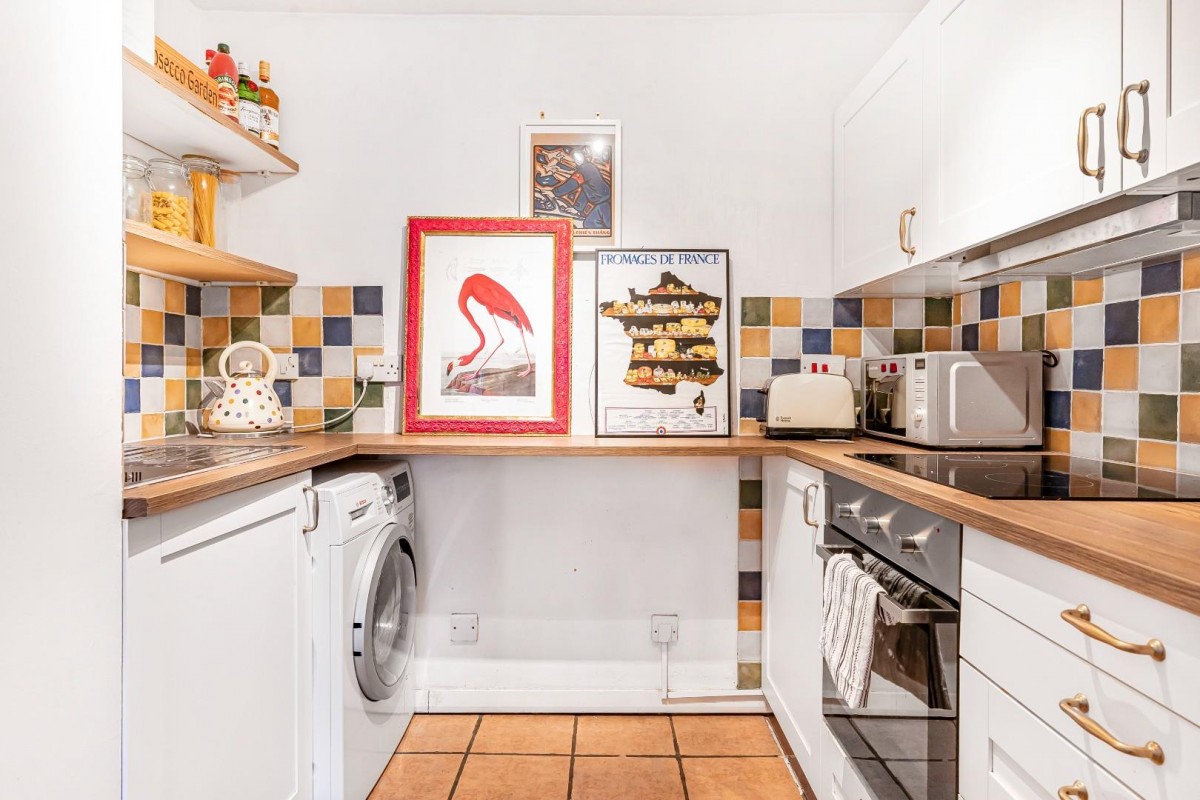 Gables Close, London, SE5