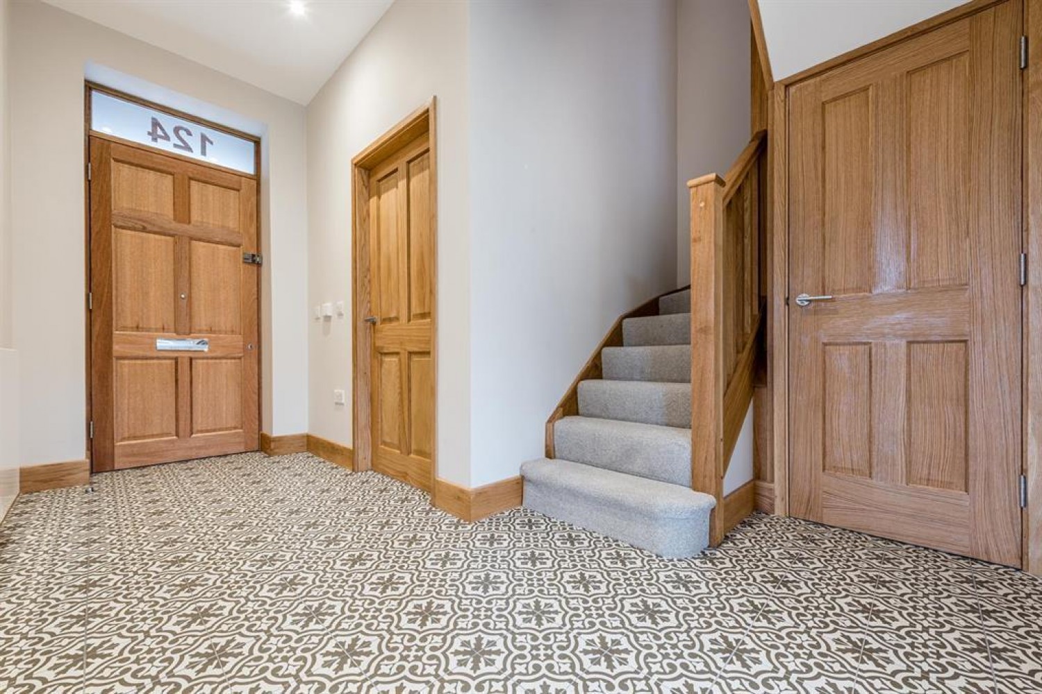 Springfield Road, Kings Heath, Birmingham, B14 7DX