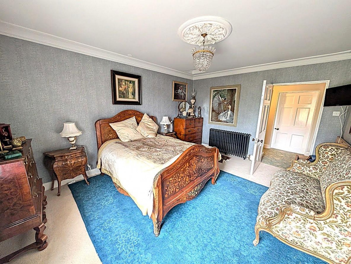 Charfield Road, Tortworth