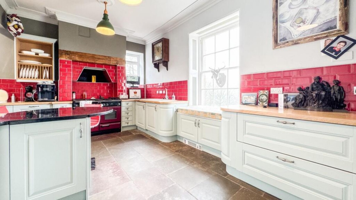 Charfield Road, Tortworth