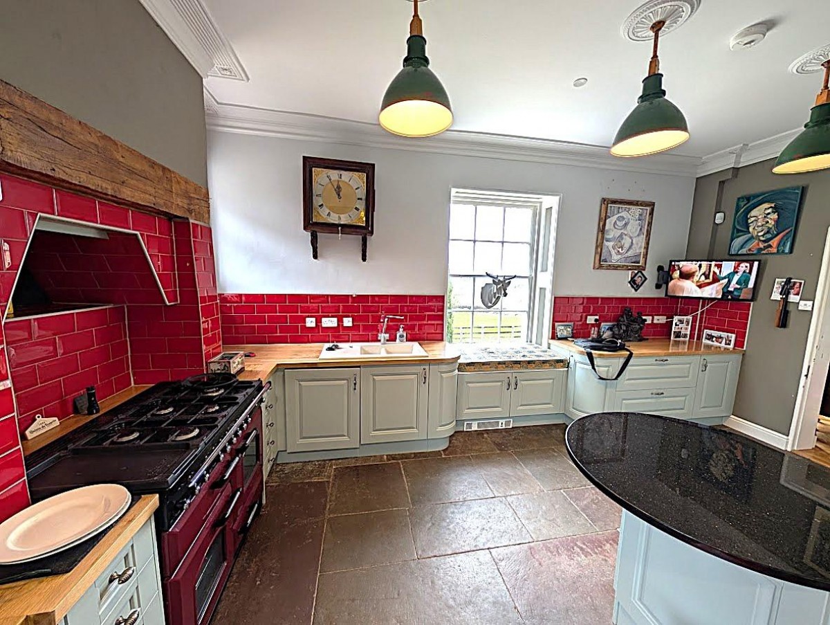Charfield Road, Tortworth