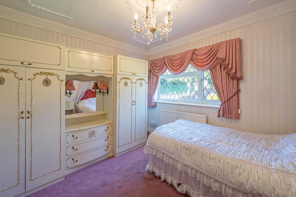 Mountain Ash Drive, Pedmore, DY9 0YR