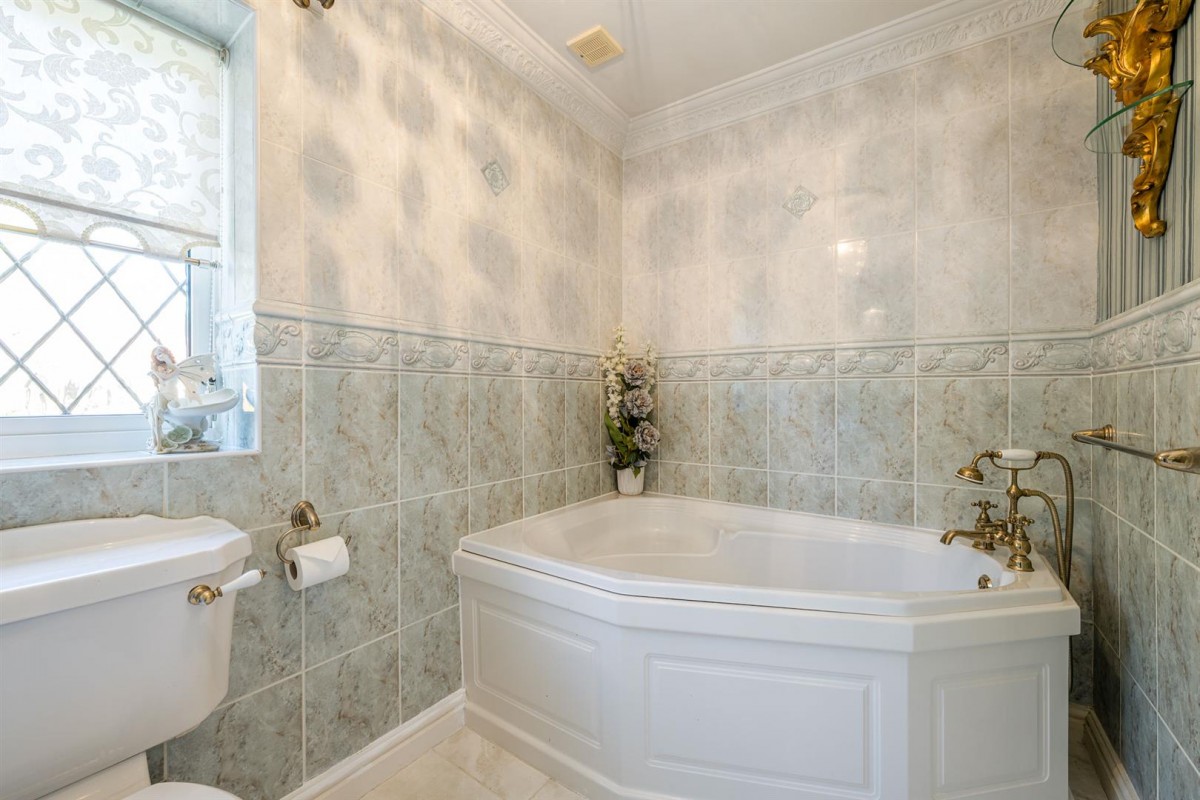 Mountain Ash Drive, Pedmore, DY9 0YR