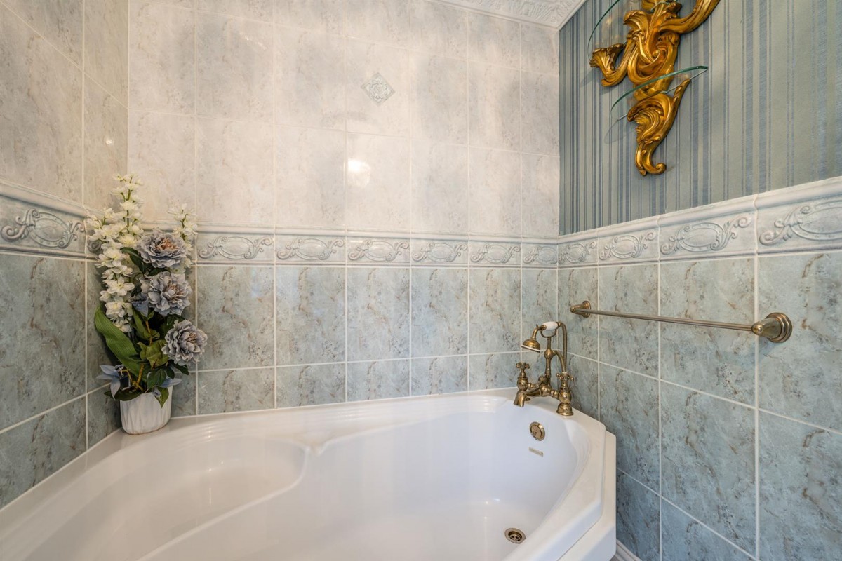 Mountain Ash Drive, Pedmore, DY9 0YR