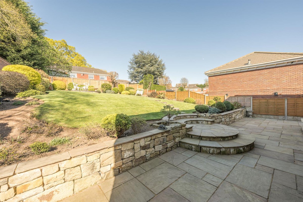 Mountain Ash Drive, Pedmore, DY9 0YR