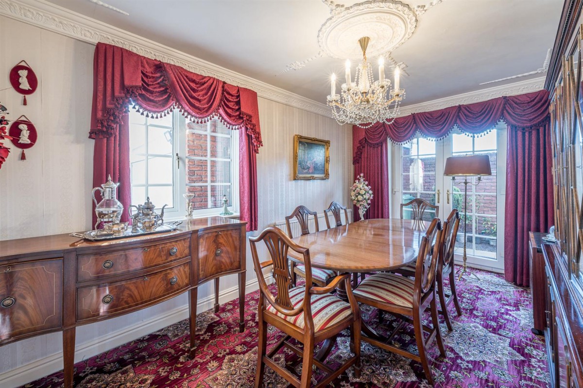 Mountain Ash Drive, Pedmore, DY9 0YR