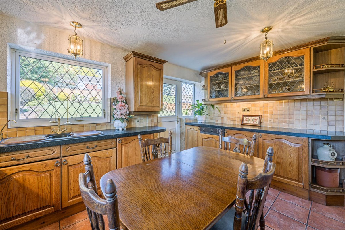 Mountain Ash Drive, Pedmore, DY9 0YR