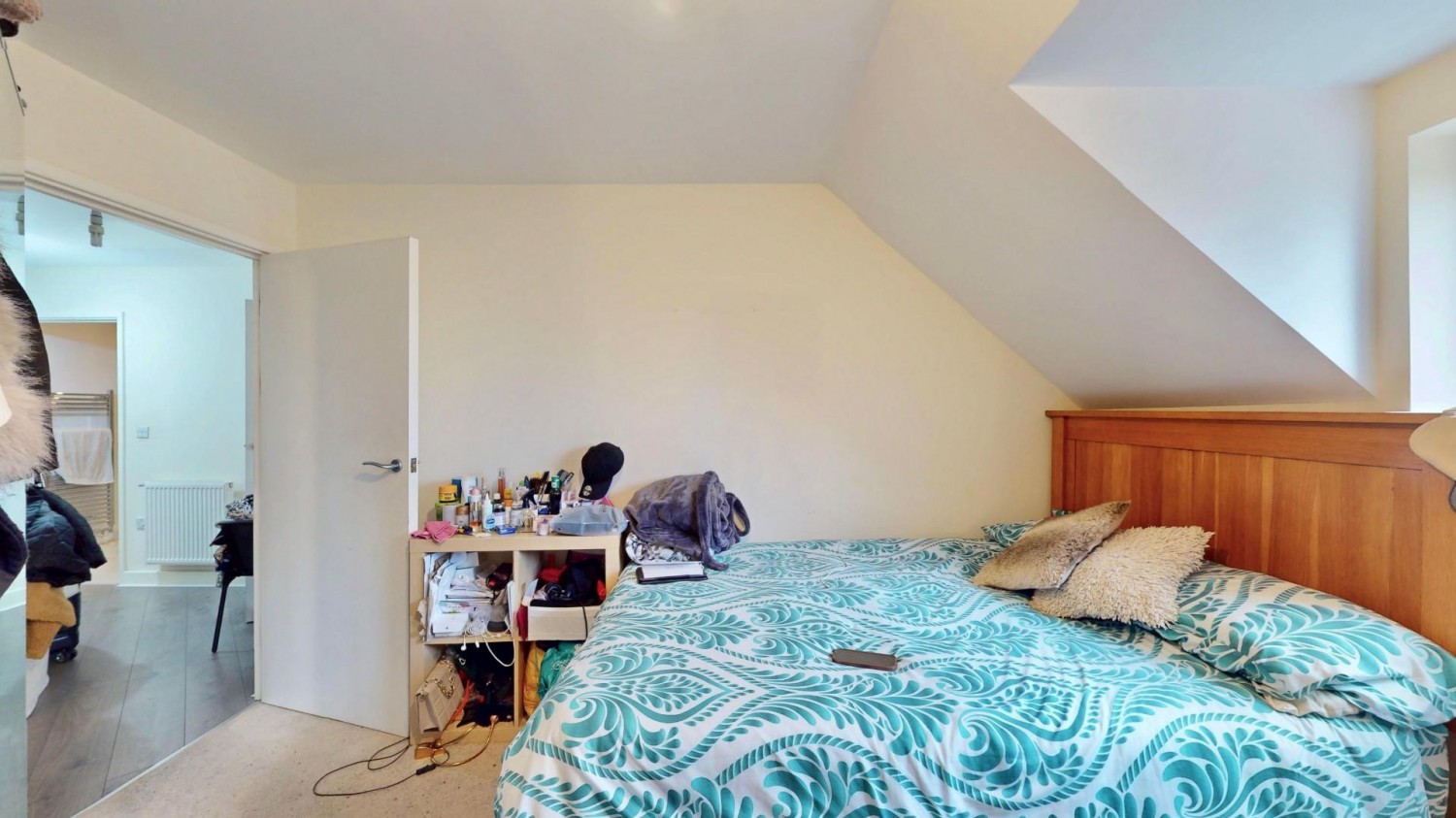 New Mossford Way, Barkingside, IG6