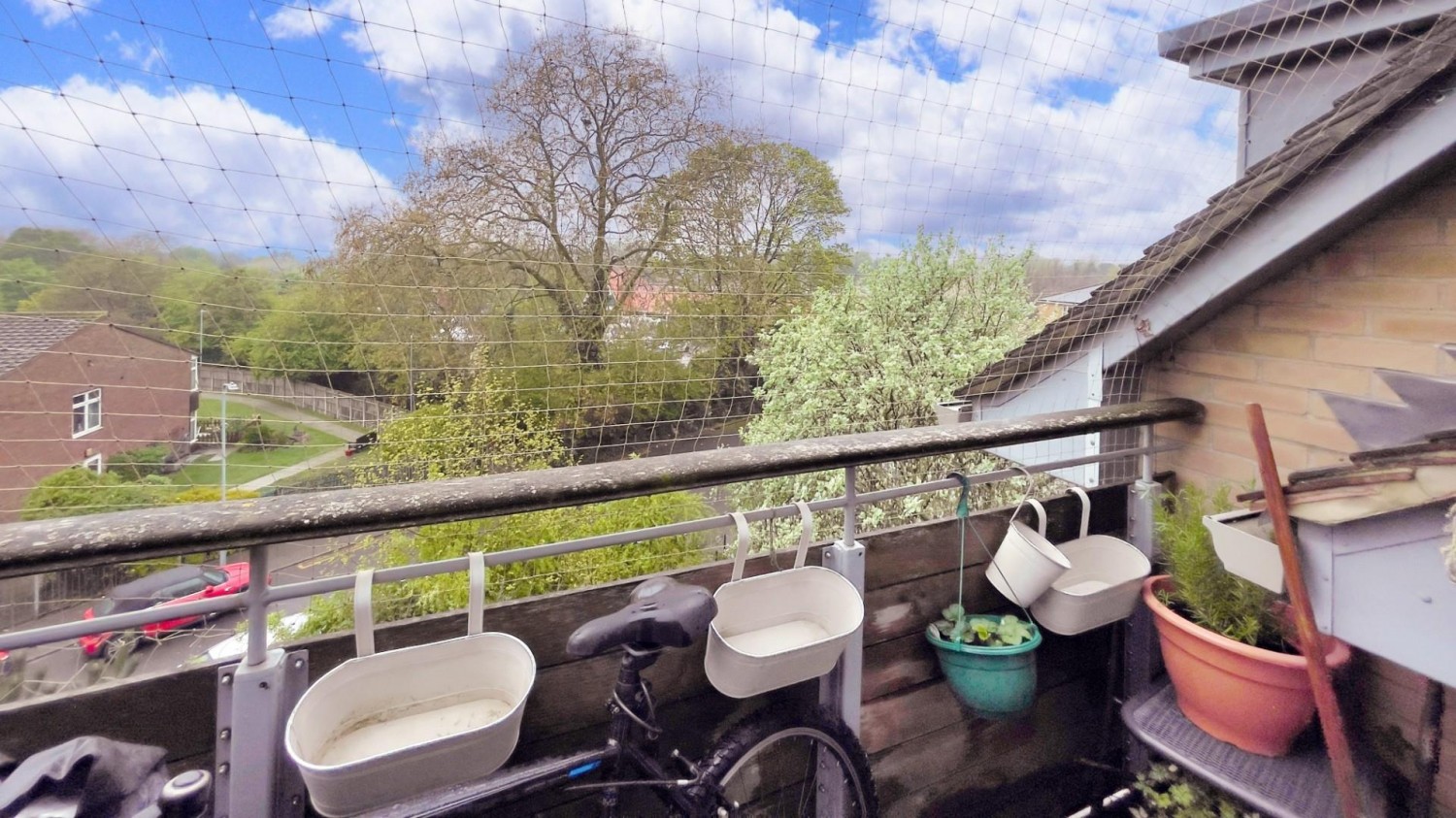 New Mossford Way, Barkingside, IG6