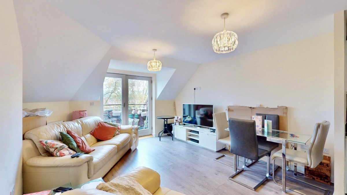 New Mossford Way, Barkingside, IG6