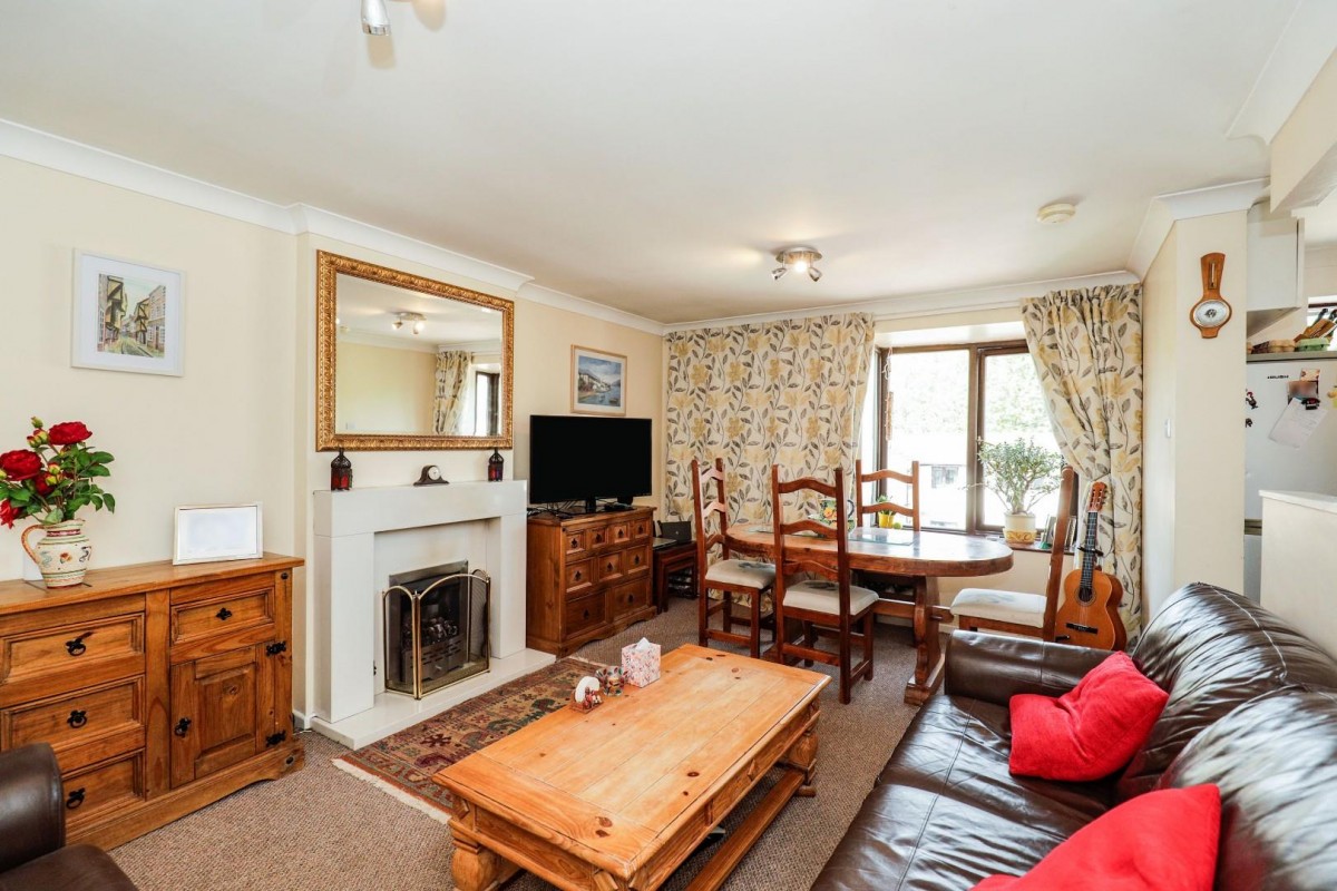 Oakdale Glen, Harrogate, HG1 2JY