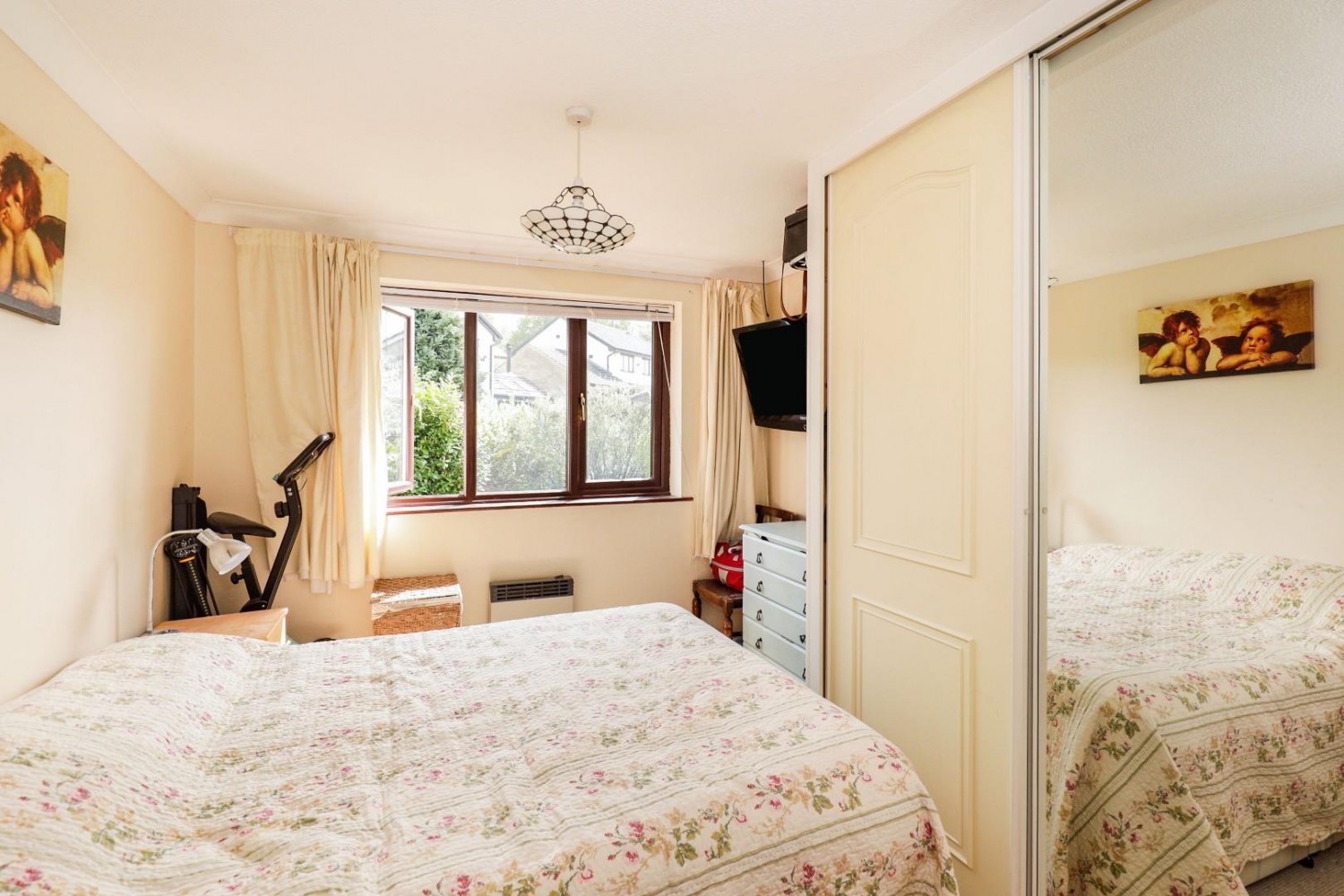 Oakdale Glen, Harrogate, HG1 2JY