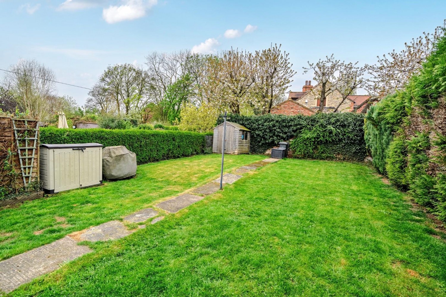 York Road, Monk Fryston