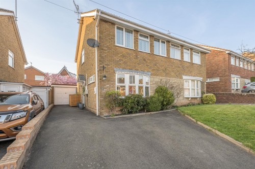 Rokewood Close, Kingswinford, DY6 7SB