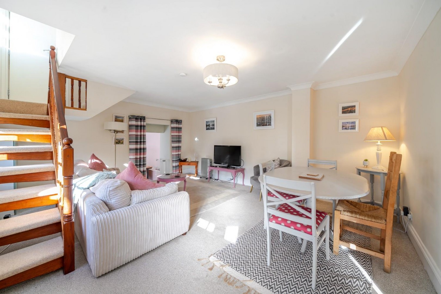 South End, Bedale