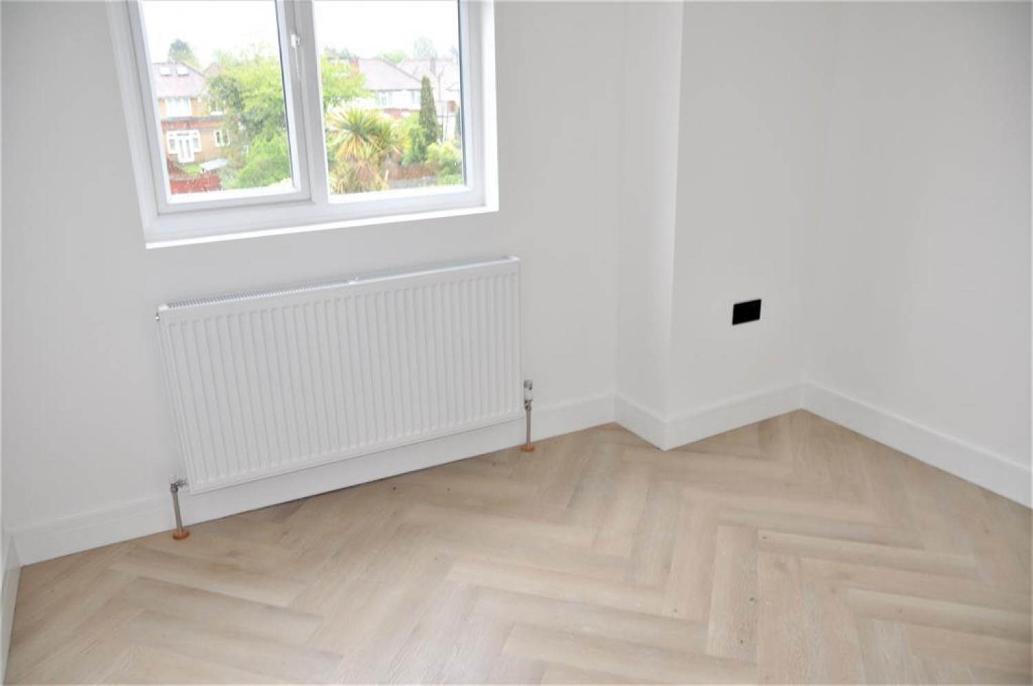 Earls Crescent, Harrow, Middlesex, HA1 1XL