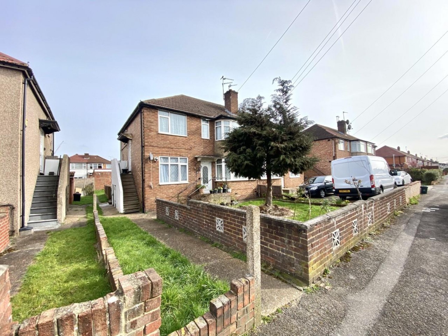 Laburnum Road, Hayes, Middlesex, UB3 4JX