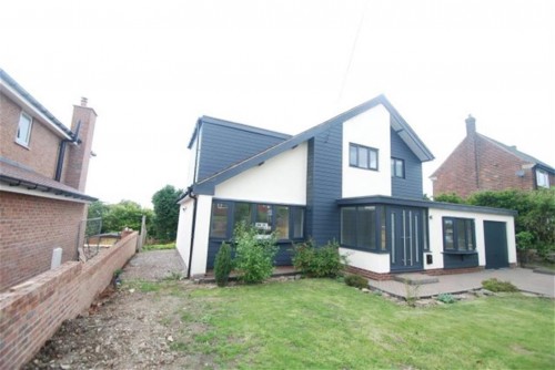 Mottram Old Road, Stalybridge, Cheshire , SK15 2SZ