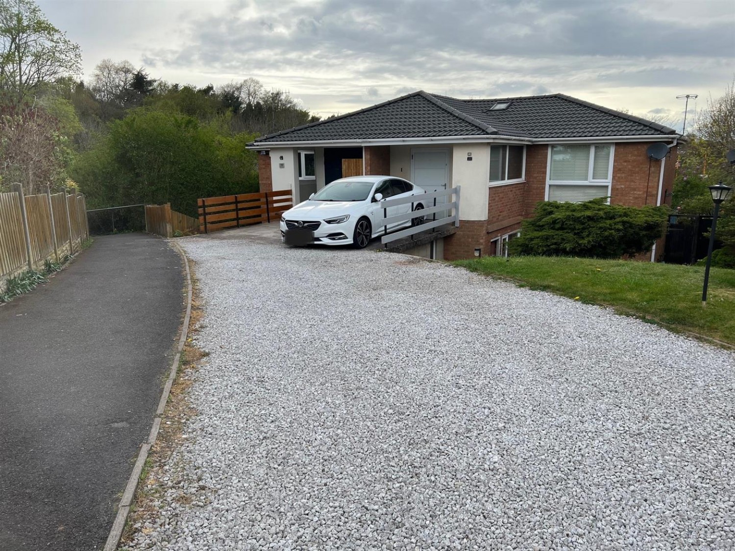 Lutley Drive, Stourbridge, DY9 0YQ