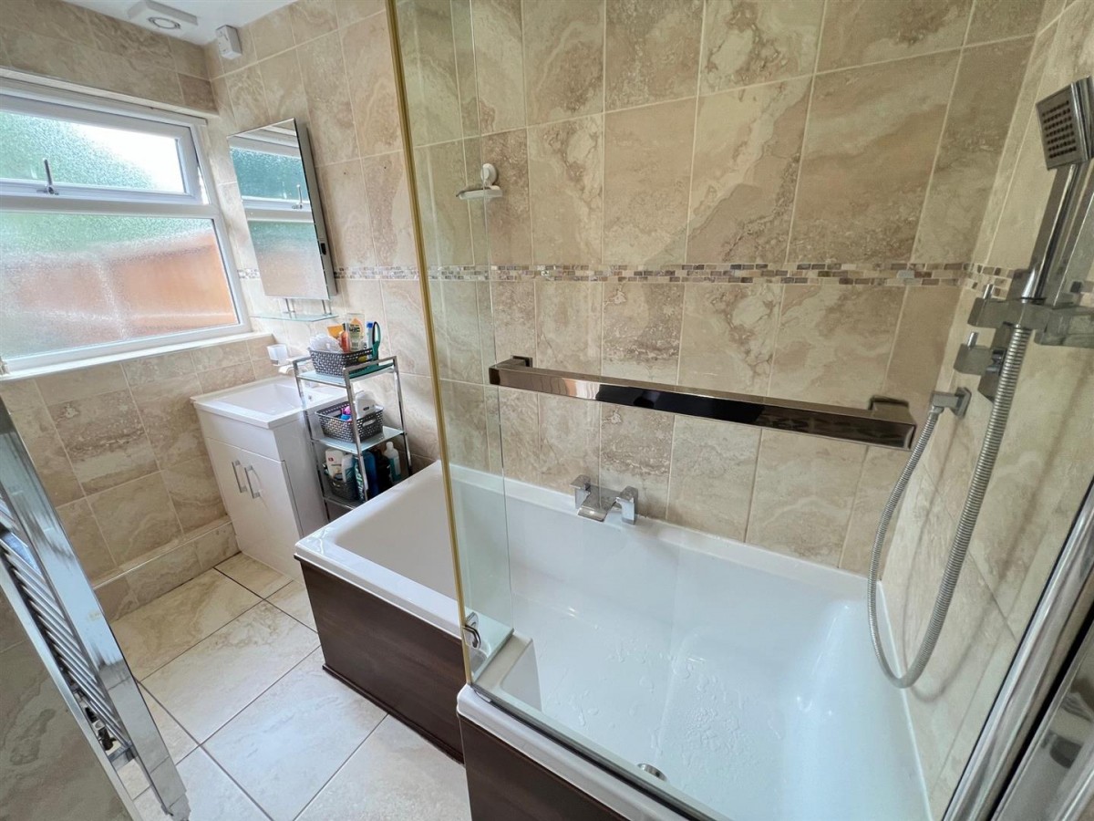 Lutley Drive, Stourbridge, DY9 0YQ