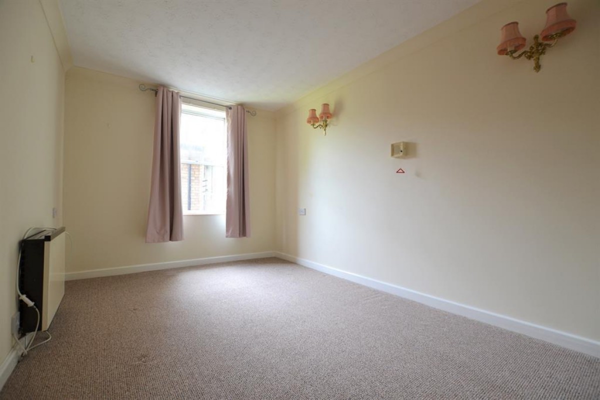 Pittville Circus Road, Cheltenham, Gloucestershire , GL52 2QB
