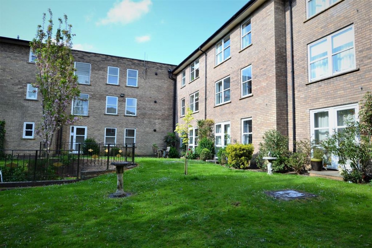 Pittville Circus Road, Cheltenham, Gloucestershire , GL52 2QB