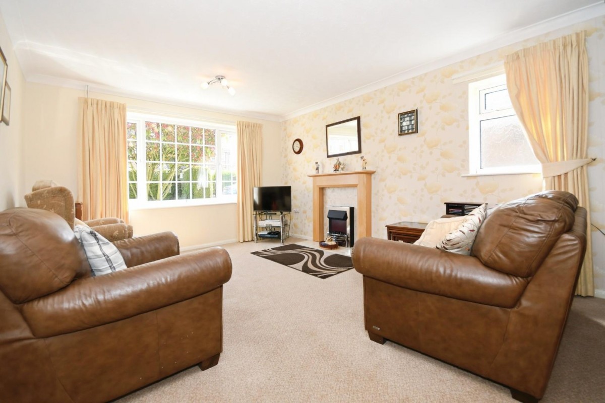 Lilac Grove, Bolsover, Chesterfield, S44 6EX