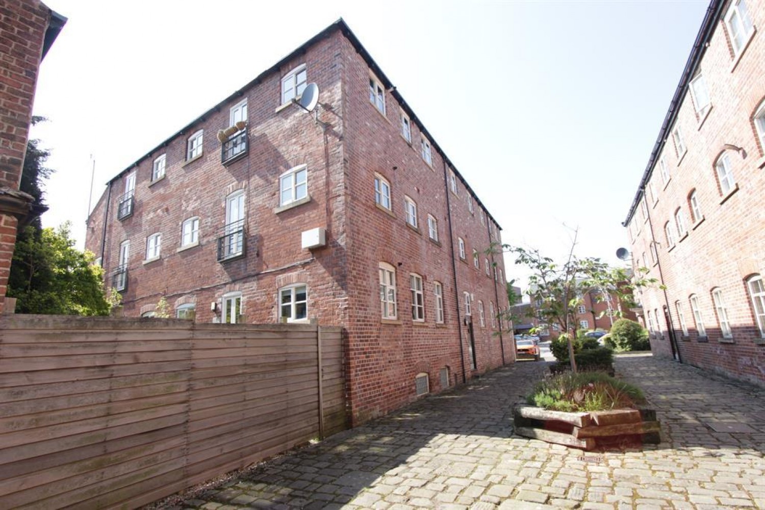 Bedford Street, Sheffield, S6 3BT