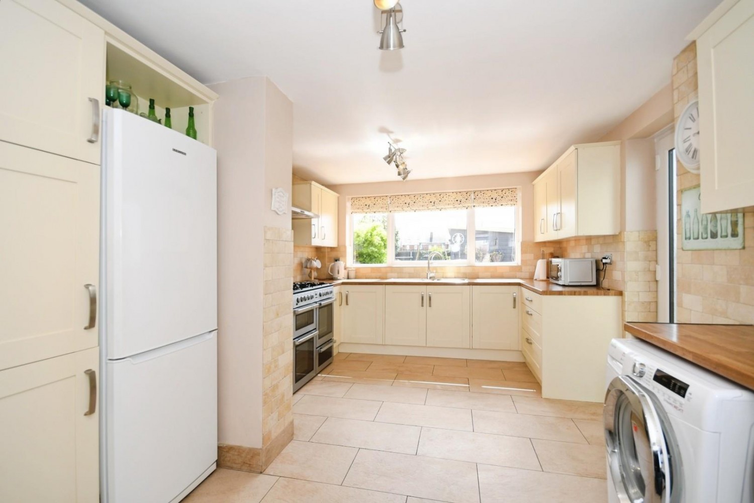 Manor Avenue, Brimington, Chesterfield, S43 1NQ