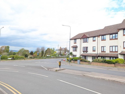 Midland Way, Thornbury, Bristol